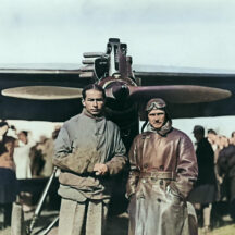 Wigura i Żwirko przed samolotem RWD-2 - archiuwm NAC